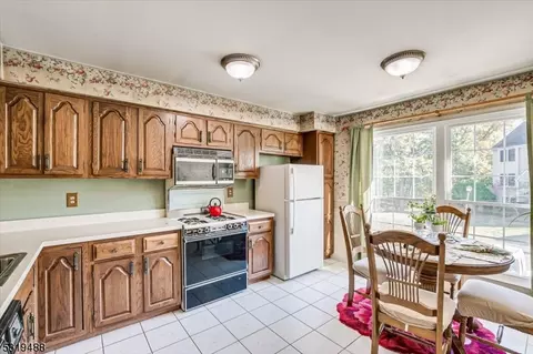 3405 Spring Brook Dr, Edison, NJ 08820 photo 21