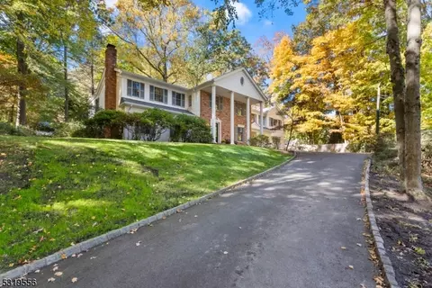 535 Colfax Rd, Wayne, NJ 07470 photo 2