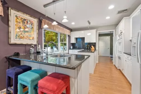 535 Colfax Rd, Wayne, NJ 07470 photo 8