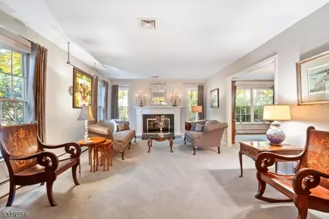 535 Colfax Rd, Wayne, NJ 07470 photo 4