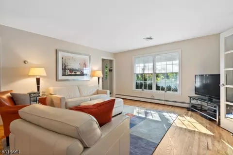 521 Colfax Rd, Wayne, NJ 07470 photo 6