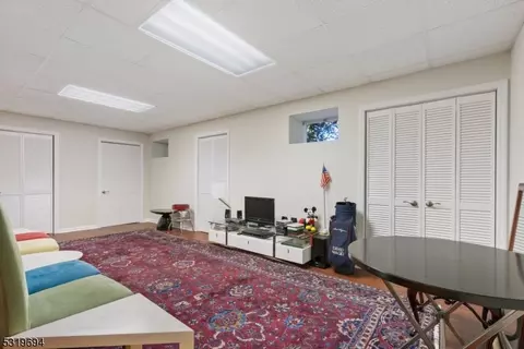 521 Colfax Rd, Wayne, NJ 07470 photo 22