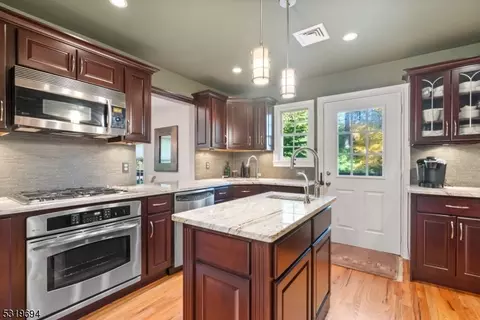 521 Colfax Rd, Wayne, NJ 07470 photo 11
