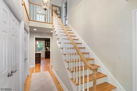 521 Colfax Rd, Wayne, NJ 07470 photo 4