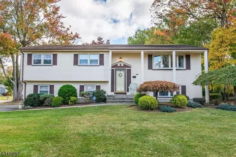 24 Hampton Ter, Wayne, NJ 07470