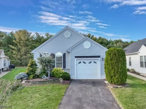 13 Gabriella Cir, Manchester Township, NJ 08759