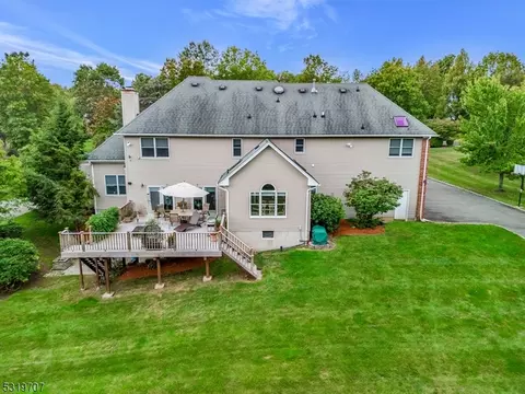 9 Codington Ln, Warren, NJ 07059 photo 41