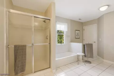 9 Codington Ln, Warren, NJ 07059 photo 30