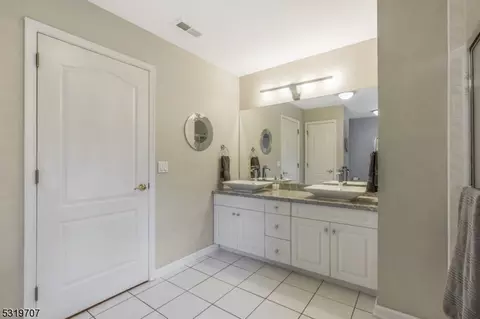 9 Codington Ln, Warren, NJ 07059 photo 31