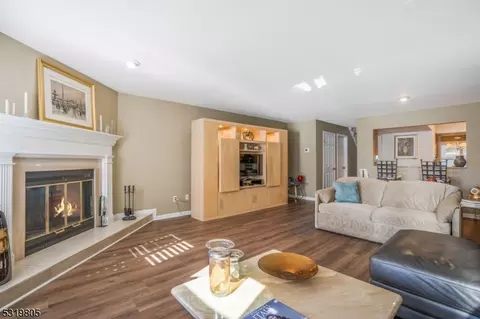 80 S Edgewood Rd, Bedminster, NJ 07921