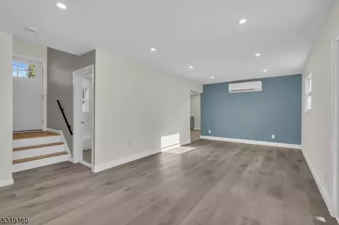 9 Herbert Ln, Hackettstown, NJ 07840 photo 5