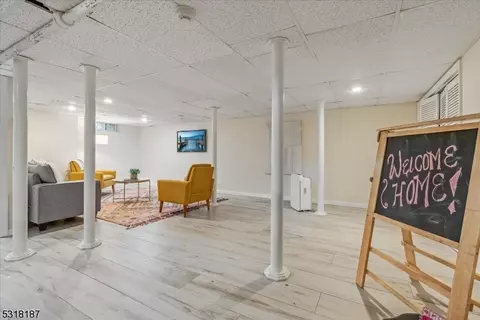 4 Windsor Pl, Montclair, NJ 07043 photo 34
