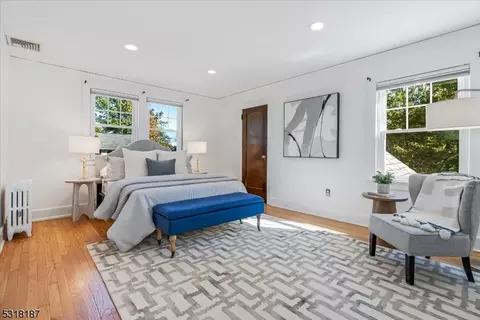 4 Windsor Pl, Montclair, NJ 07043 photo 22
