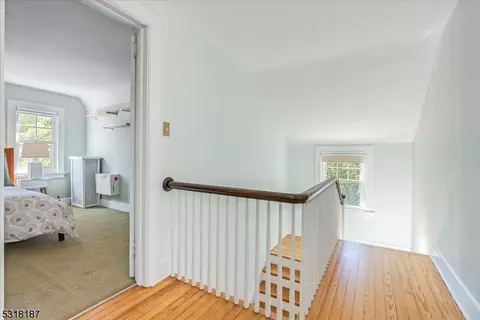 4 Windsor Pl, Montclair, NJ 07043 photo 30