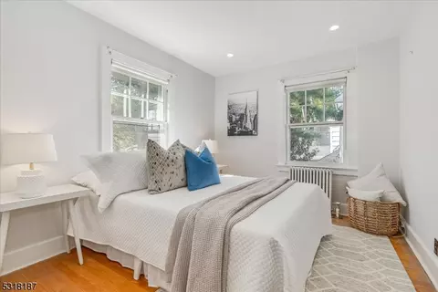 4 Windsor Pl, Montclair, NJ 07043 photo 25
