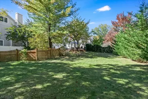 4 Windsor Pl, Montclair, NJ 07043 photo 37