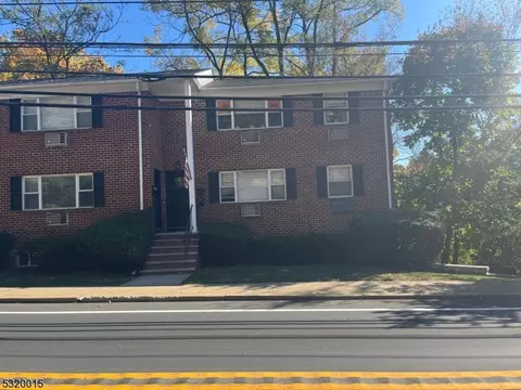 90 Mount Kemble Ave #8, Morristown, NJ 07960