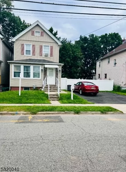 36 Sewall Ave, Clifton, NJ 07011