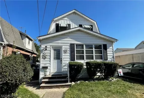 522 Olive Pl, Woodbridge Twp, NJ 07095