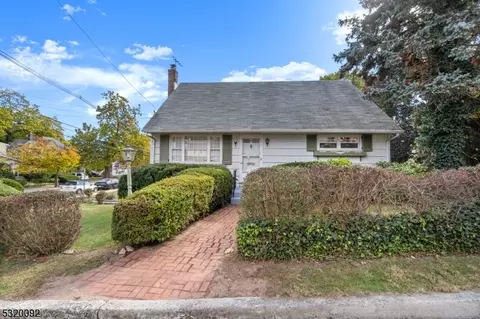 47 Princeton St, Clifton, NJ 07014