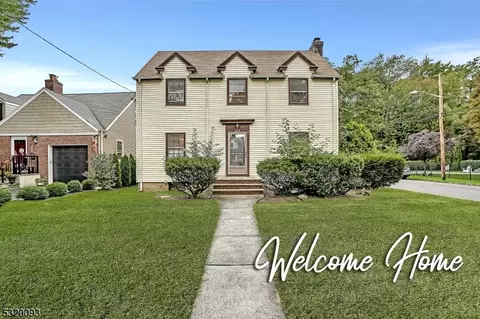 492 Twin Oaks Rd, Union, NJ 07083