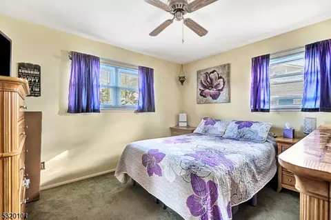 284 Harris Ave, Middlesex, NJ 08846 photo 19