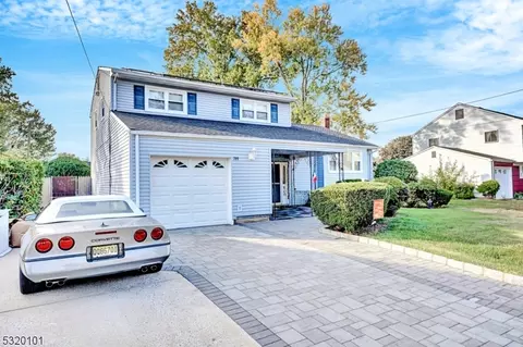 284 Harris Ave, Middlesex, NJ 08846