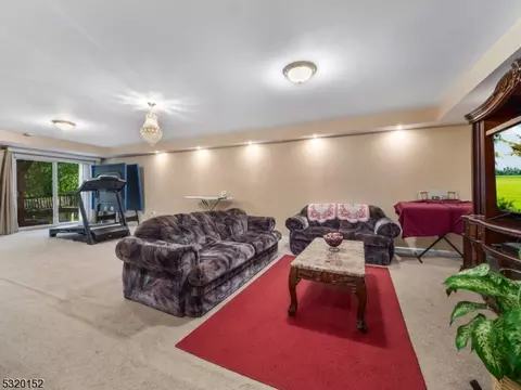 4 Cougar Cir, Wayne, NJ 07470 photo 32