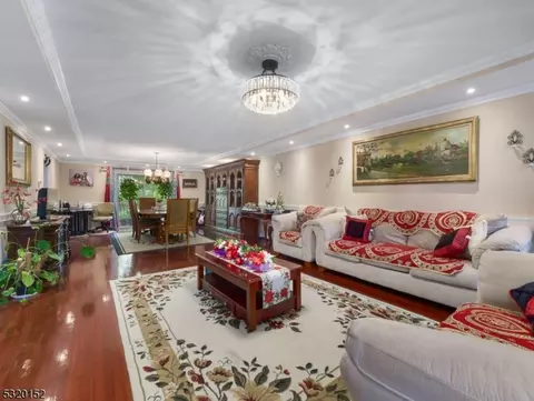 4 Cougar Cir, Wayne, NJ 07470 photo 8