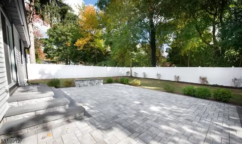 384 Mountain Ave, North Plainfield, NJ 07062 photo 2