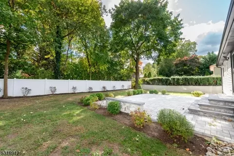 384 Mountain Ave, North Plainfield, NJ 07062 photo 4