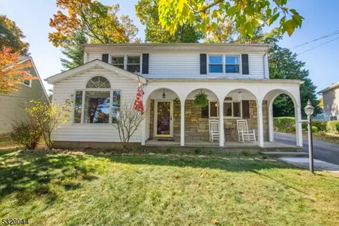 131 Sunrise Ter, Cedar Grove, NJ 07009
