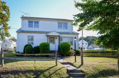141 6th Ave, Hawthorne, NJ 07506