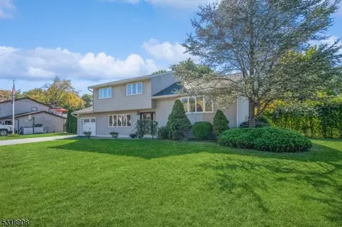 107 Jacksonville Rd, Pequannock Twp, NJ 07035