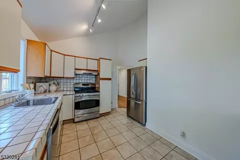 45 Wilson Ave, Wayne, NJ 07470 photo 10