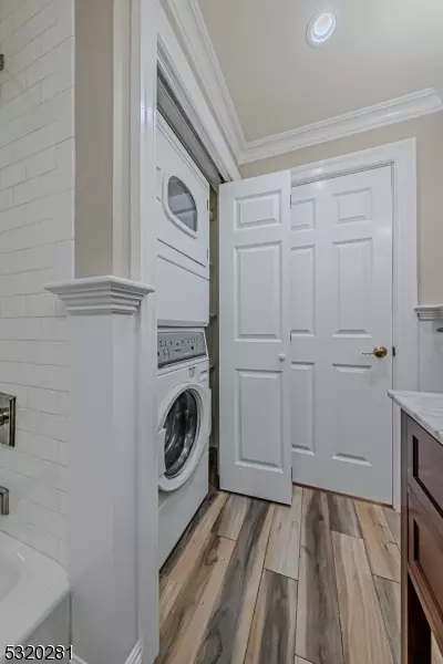 45 Wilson Ave, Wayne, NJ 07470 photo 18