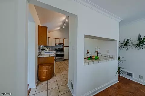 45 Wilson Ave, Wayne, NJ 07470 photo 9