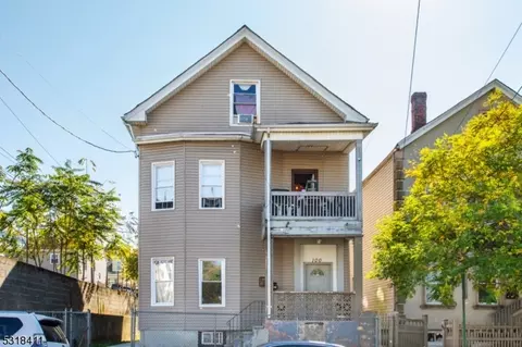 100 Warren St, Paterson, NJ 07524
