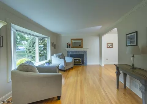 29 Pine Ave, Madison, NJ 07940 photo 3