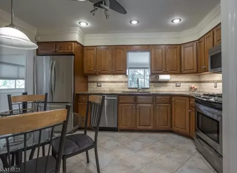 29 Pine Ave, Madison, NJ 07940 photo 5