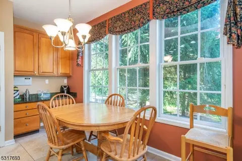149 Levinberg Ln, Wayne, NJ 07470 photo 13