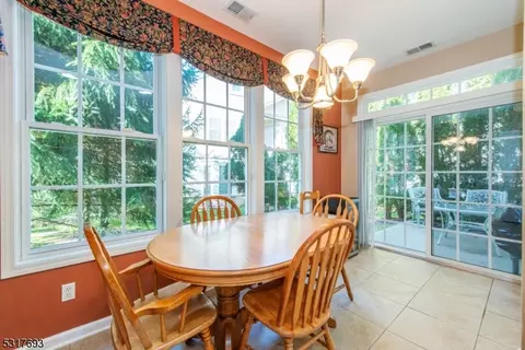 149 Levinberg Ln, Wayne, NJ 07470 photo 12