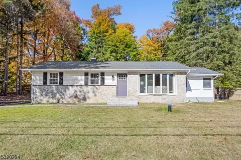 75 Grove St, West Milford Twp, NJ 07438