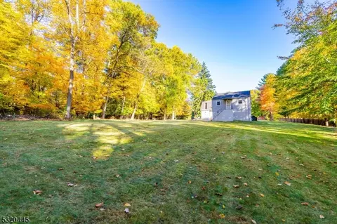 Exterior - 18 Ackerson Ln, Upper Saddle River, NJ 07458 photo 9 of 11