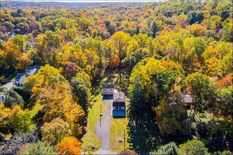 View/Area - 18 Ackerson Ln, Upper Saddle River, NJ 07458 photo 1 of 2