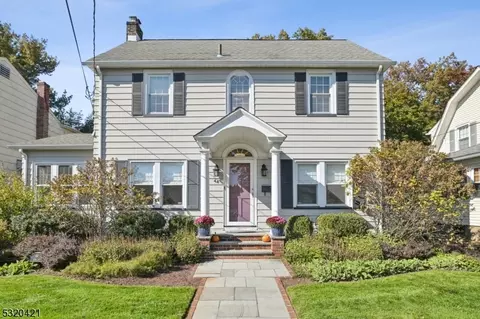 44 Kent Rd, Glen Rock, NJ 07452