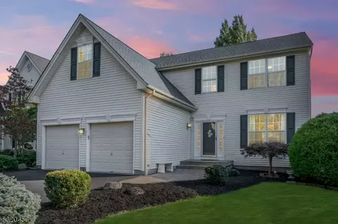 10 Jenna Dr, Bridgewater, NJ 08807