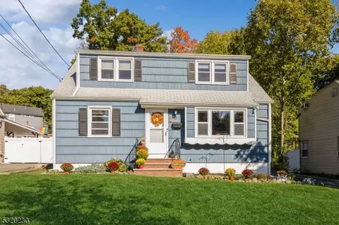 42 Lynwood Rd, Verona, NJ 07044