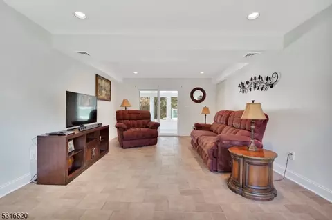 22 Normandy Rd, Montville Twp, NJ 07058 photo 15