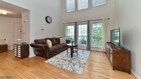 219 Warbler Dr #219, Wayne, NJ 07470 photo 7